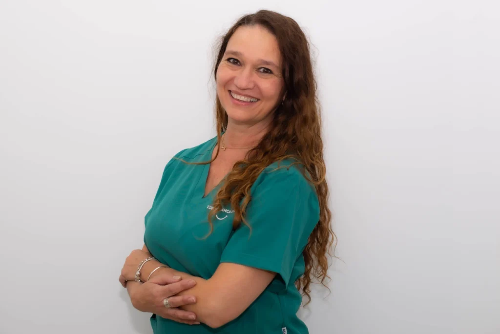 ángeles vivas higienista bucodental